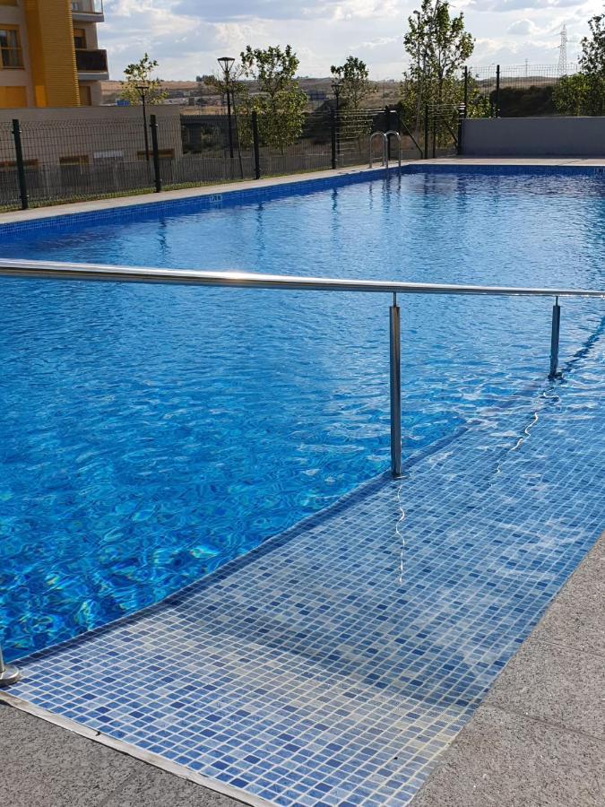 Apartamento Nuevo, Accesible Y Con Piscina !!! Salamanca Esterno foto